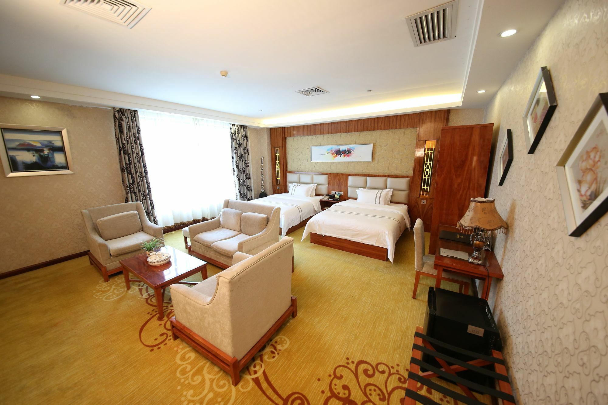 Oubon International Hotel Guangzhou Exterior photo